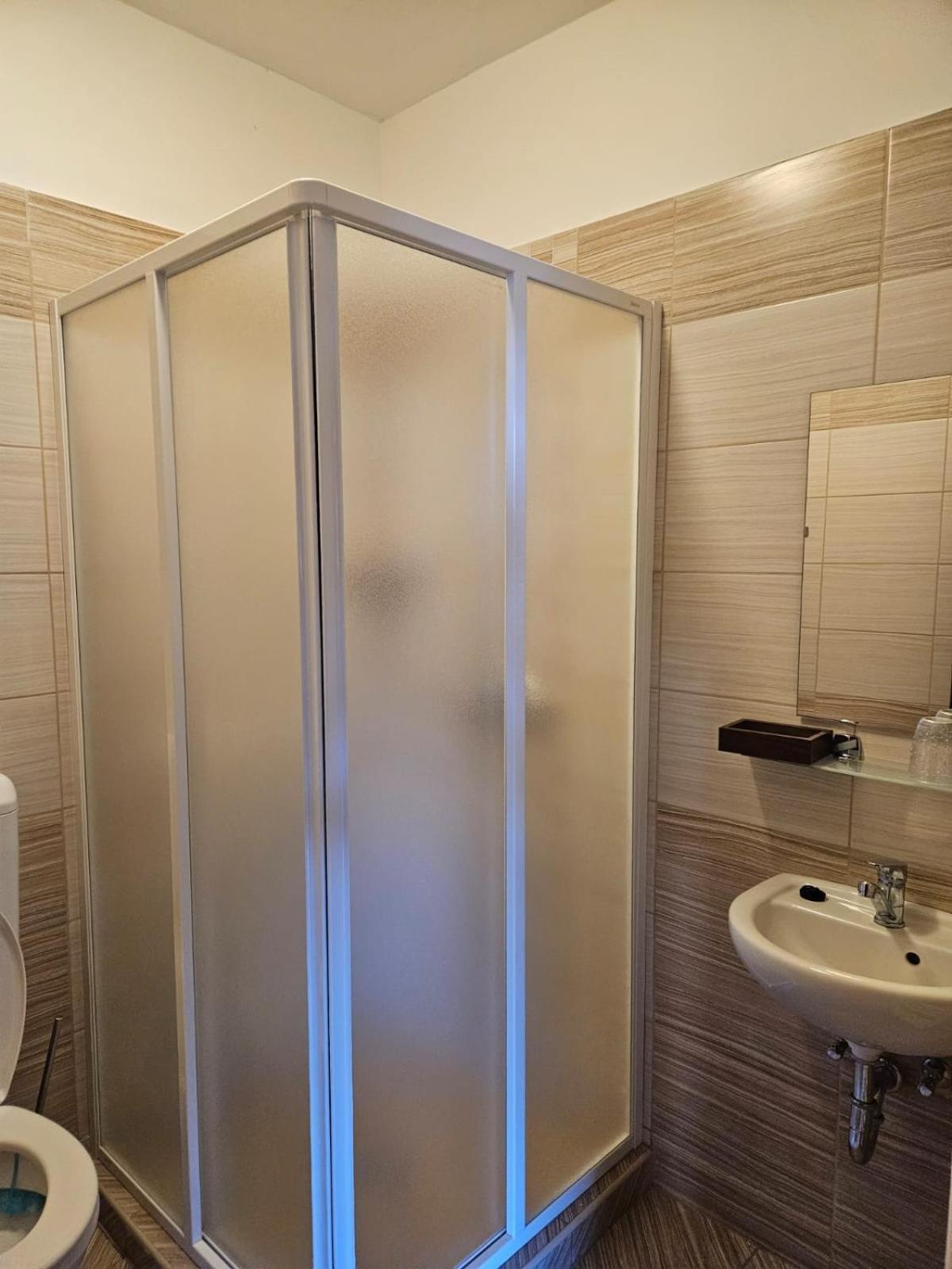 Szabolcs Toroes Panzio Bed & Breakfast エクステリア 写真