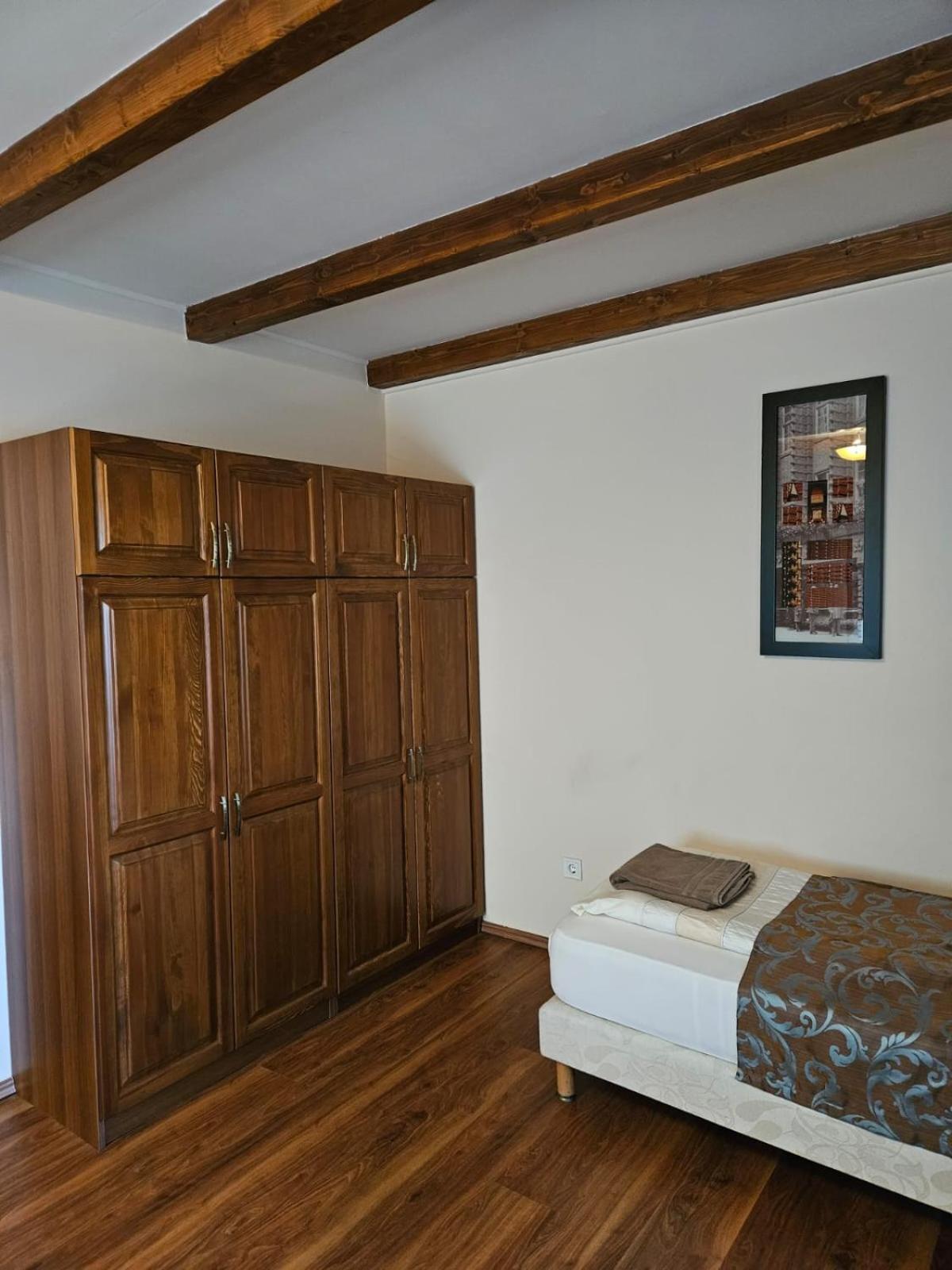Szabolcs Toroes Panzio Bed & Breakfast エクステリア 写真